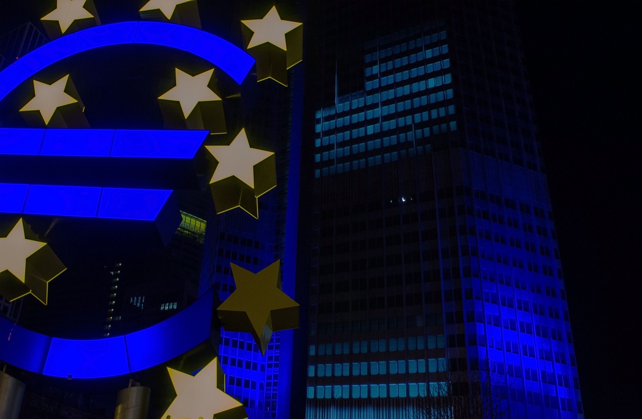 おもしろ金融クイズ（4）：ECBの年次フォーラム